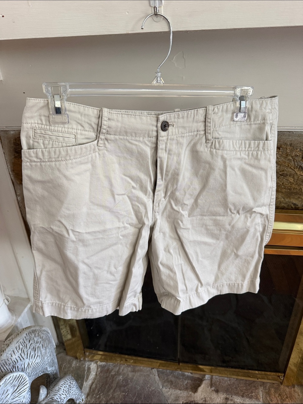 Lauren Ralph Lauren Women's Light Beige Flat-Front Shorts